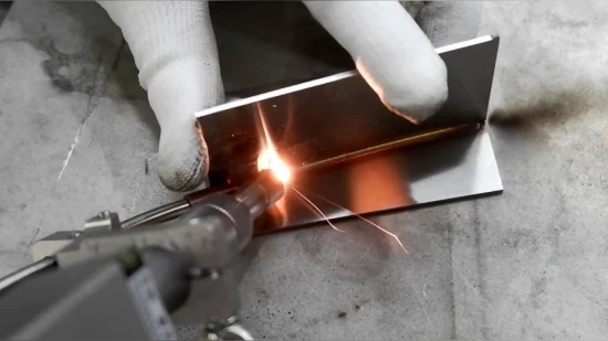 파이프 스폿 용접기를 위한 섬유 몰드 레이저 금속 용접 세척 기계
